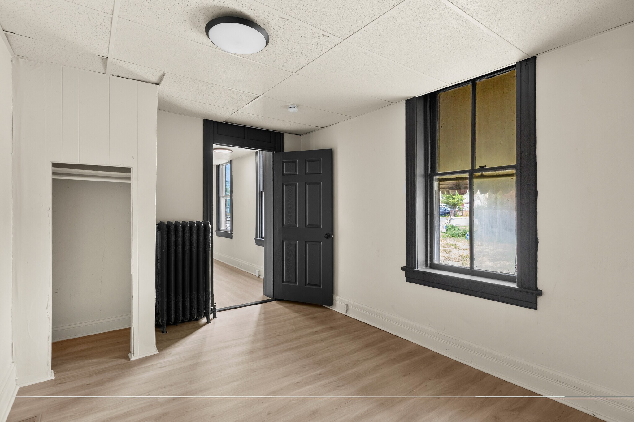 Building Photo - 3630 Tholozan Ave