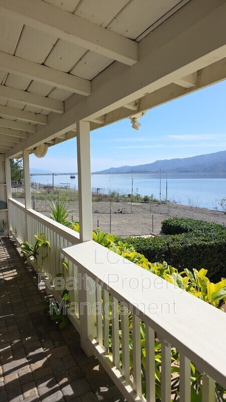 Building Photo - 17977 Lakeshore Dr