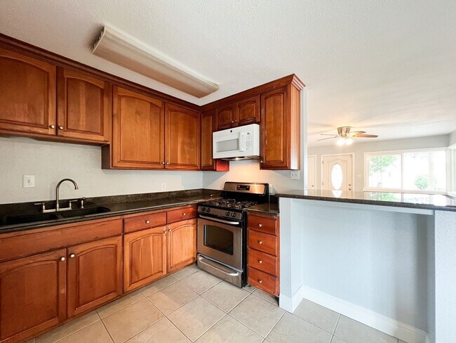 Building Photo - Charming 3-Bedroom Home in Napa’s Sought-A...