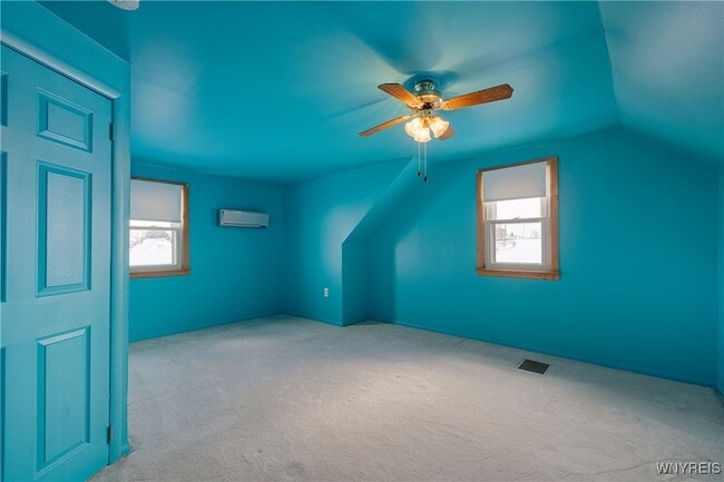 Building Photo - 212 Santin Dr