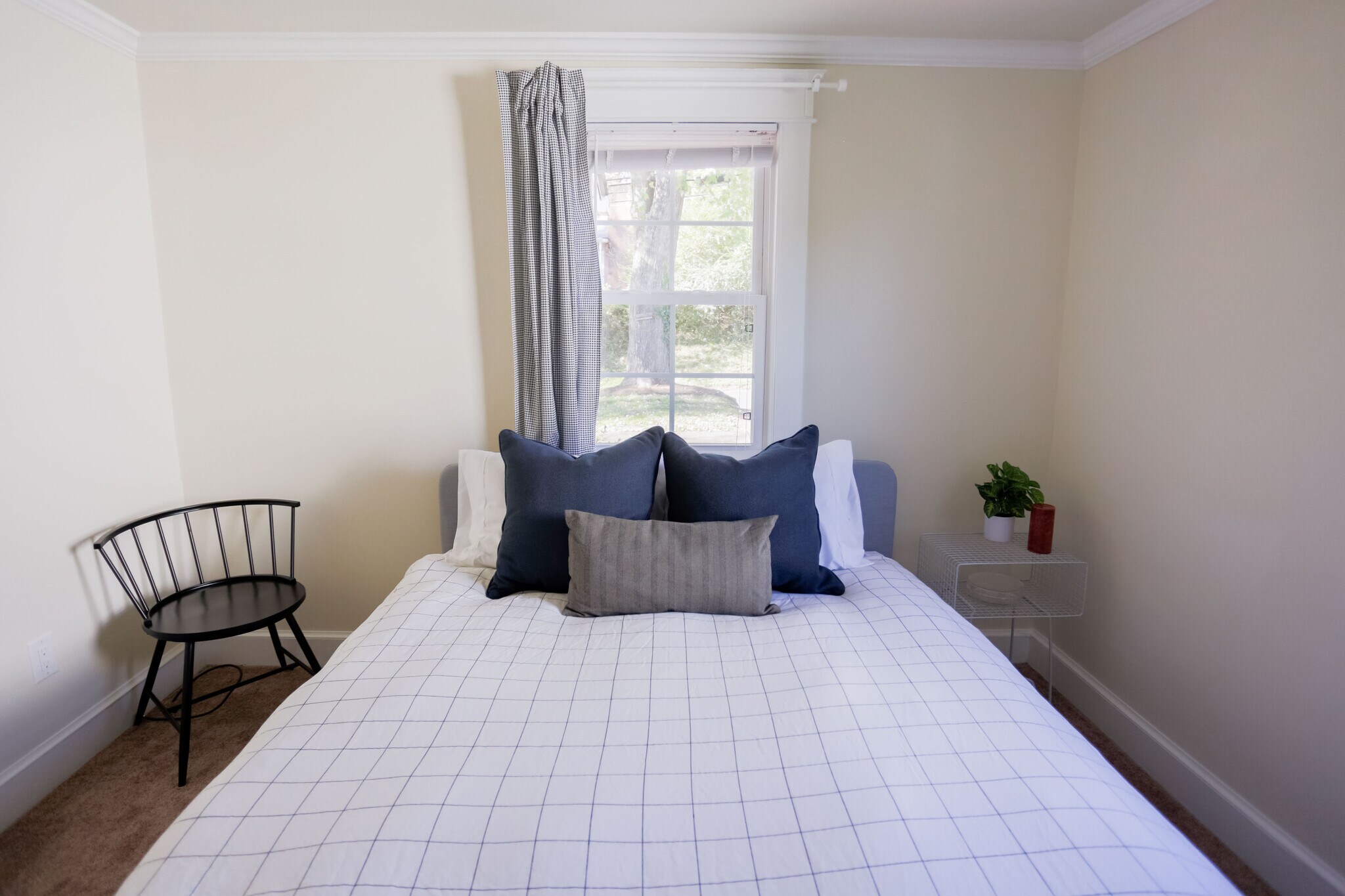 Building Photo - 1602 Monticello Rd