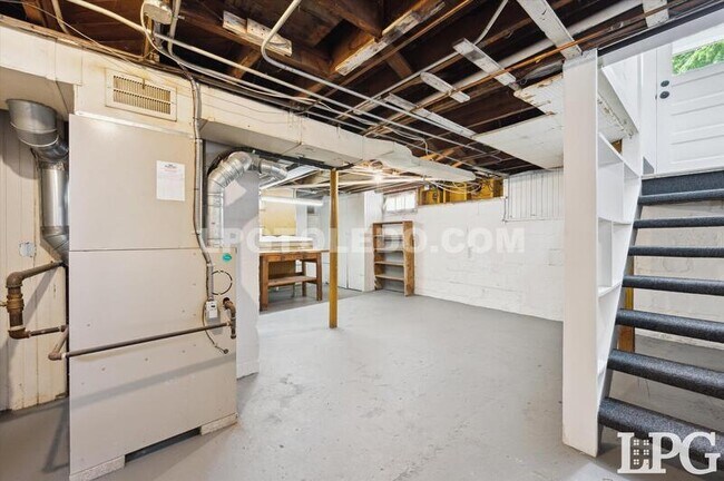 Building Photo - 3617 Homewood Ave