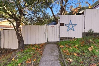 Building Photo - 500 Humboldt Rd