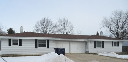 Building Photo - 425