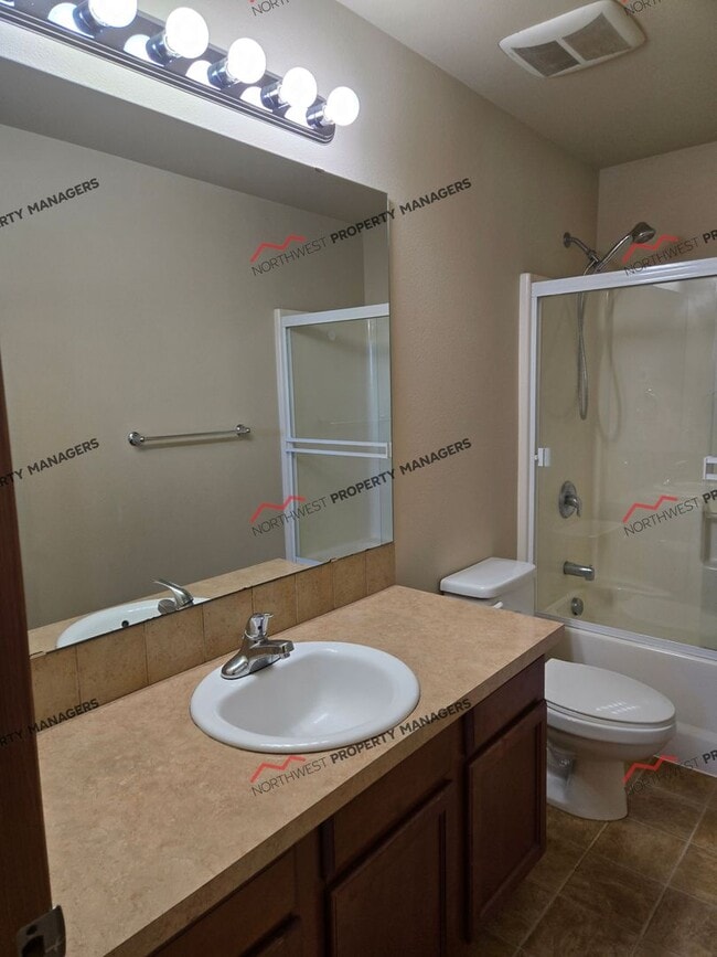 Building Photo - STATUS-AVAILABLE- |R16| $2450