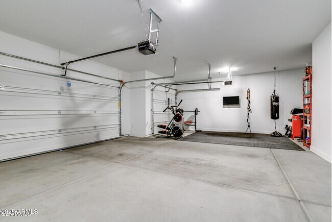 Building Photo - 5209 W San Gabriel Ave