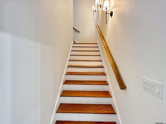 Building Photo - 7323 Sheffield Ct