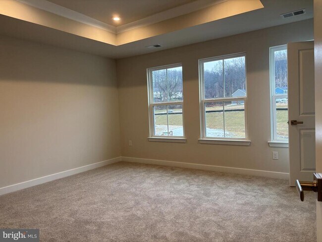 Building Photo - 2646 Tisbury Ln