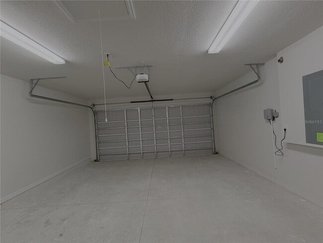 Building Photo - 678 Walkertown Dr