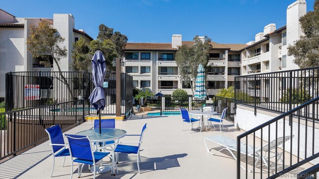 Building Photo - 5765 Friars Rd