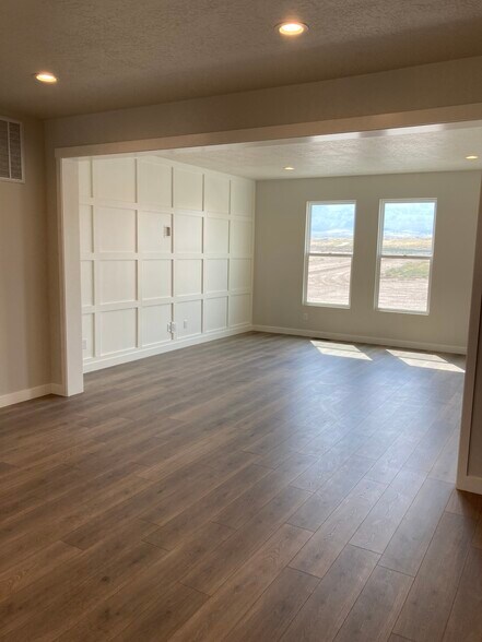 Family Room - 11321 S Prosperity Rd