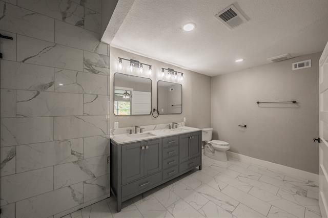 Building Photo - 309 Westover Dr