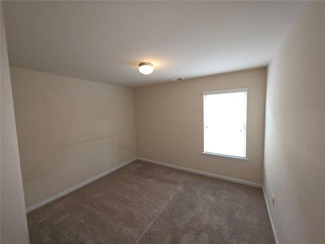 Building Photo - 326 Lauren Dr