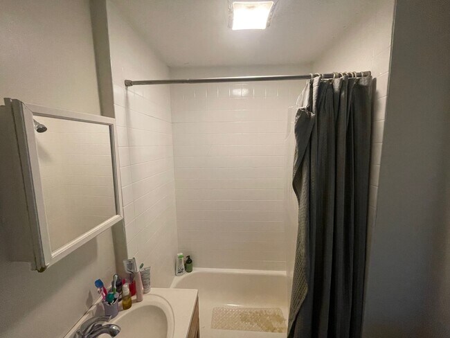 Building Photo - 14.5 Fairmount St