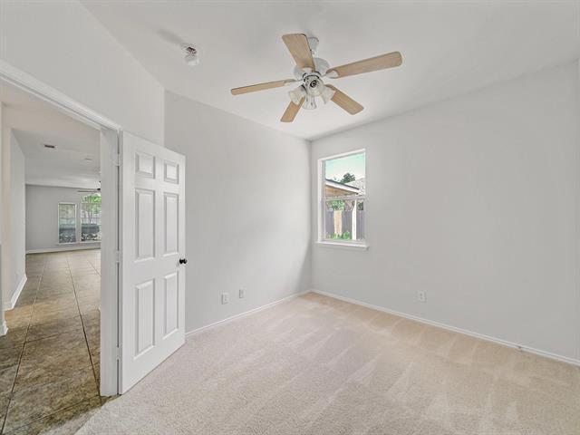Building Photo - 2500 Westheimer Rd