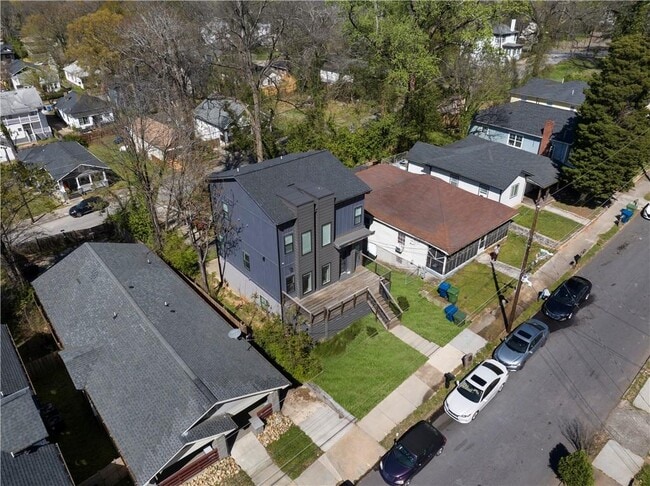 Building Photo - 957 Ashby Grove SW