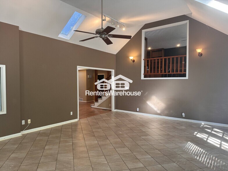 Building Photo - 203 Walthall Ave SE