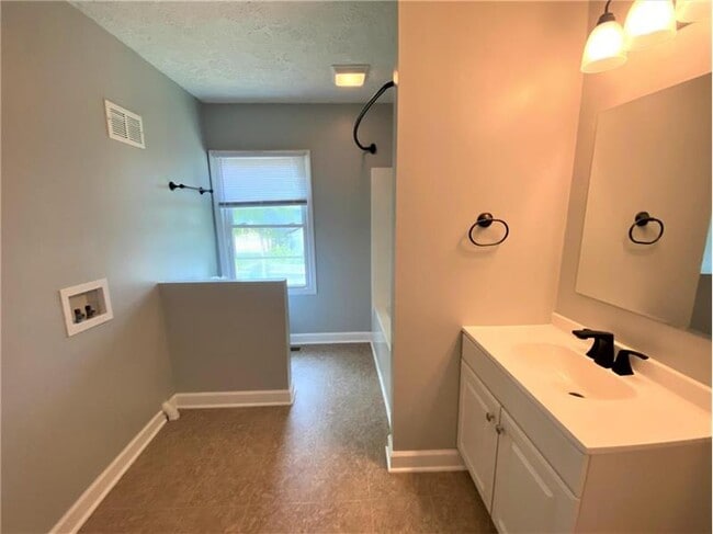 Building Photo - 4046 Patsy Dr
