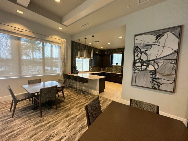 Building Photo - 15377 Green River Ct