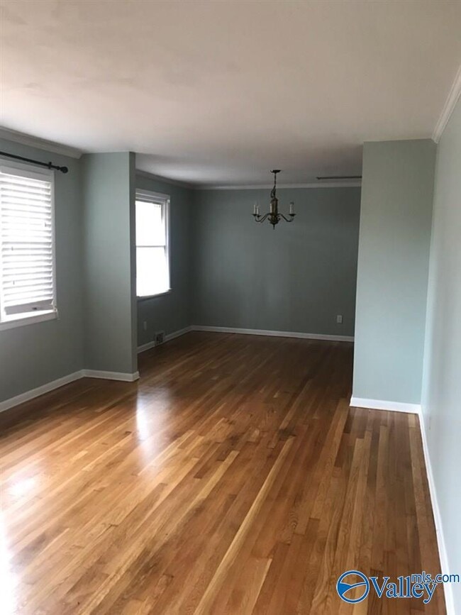 Building Photo - 7310 Chadwell Rd SW