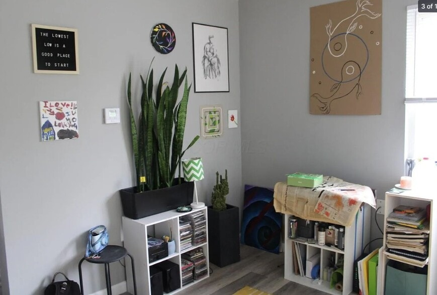 Building Photo - 266 S Westgate Ave