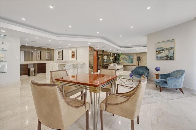 Building Photo - 20191 E Country Club Dr