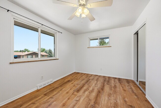 Building Photo - $2,795.95- 4 Bed, 2 Bath Home in Arvada with In-Unit Laundry and Fenced Yard!