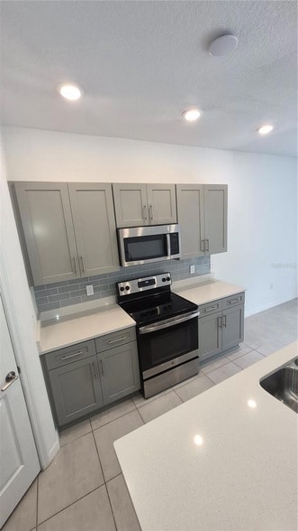 Building Photo - 3563 Davenport Creek Ct