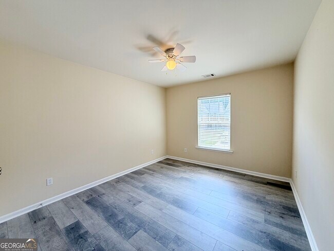 Building Photo - 220 Brookhaven Ct