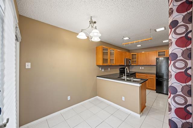 Building Photo - 559 Ranch Trail