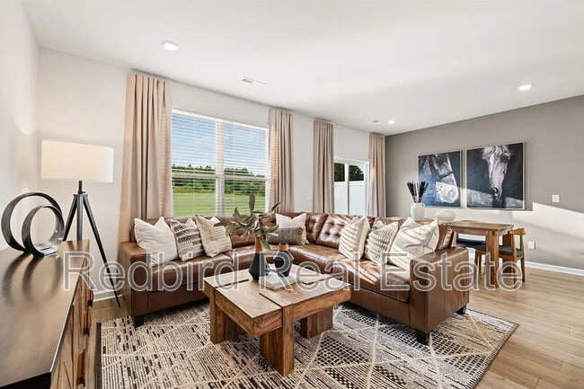 Building Photo - 721 Big Bend Ct