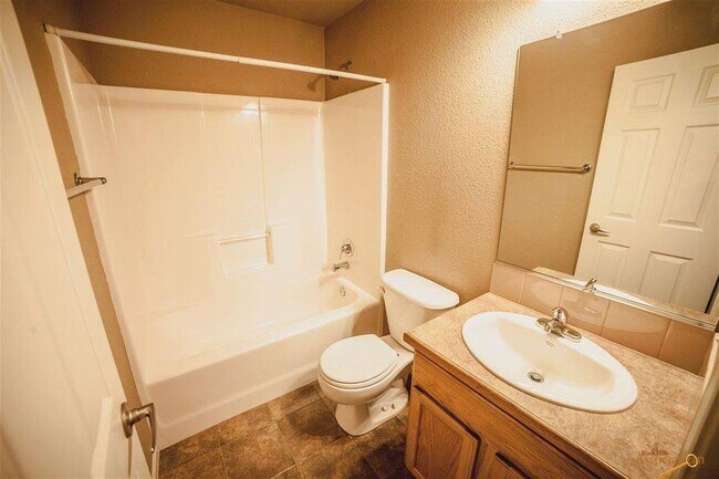 Building Photo - 6933 Cog Hill Ln