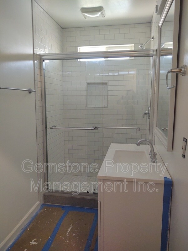 Building Photo - 4947 63rd St