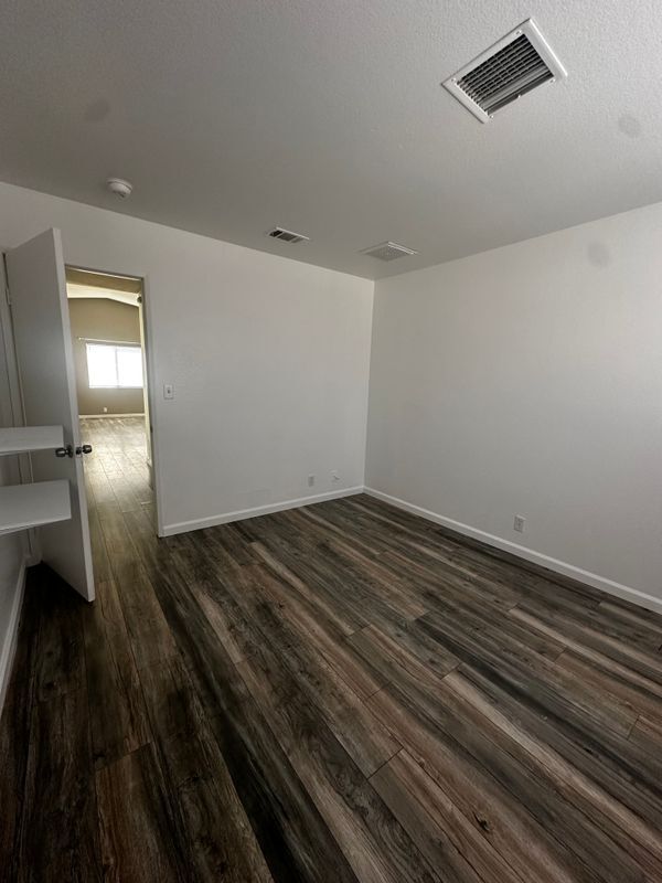 Building Photo - 43770 Santa Rosa Cir