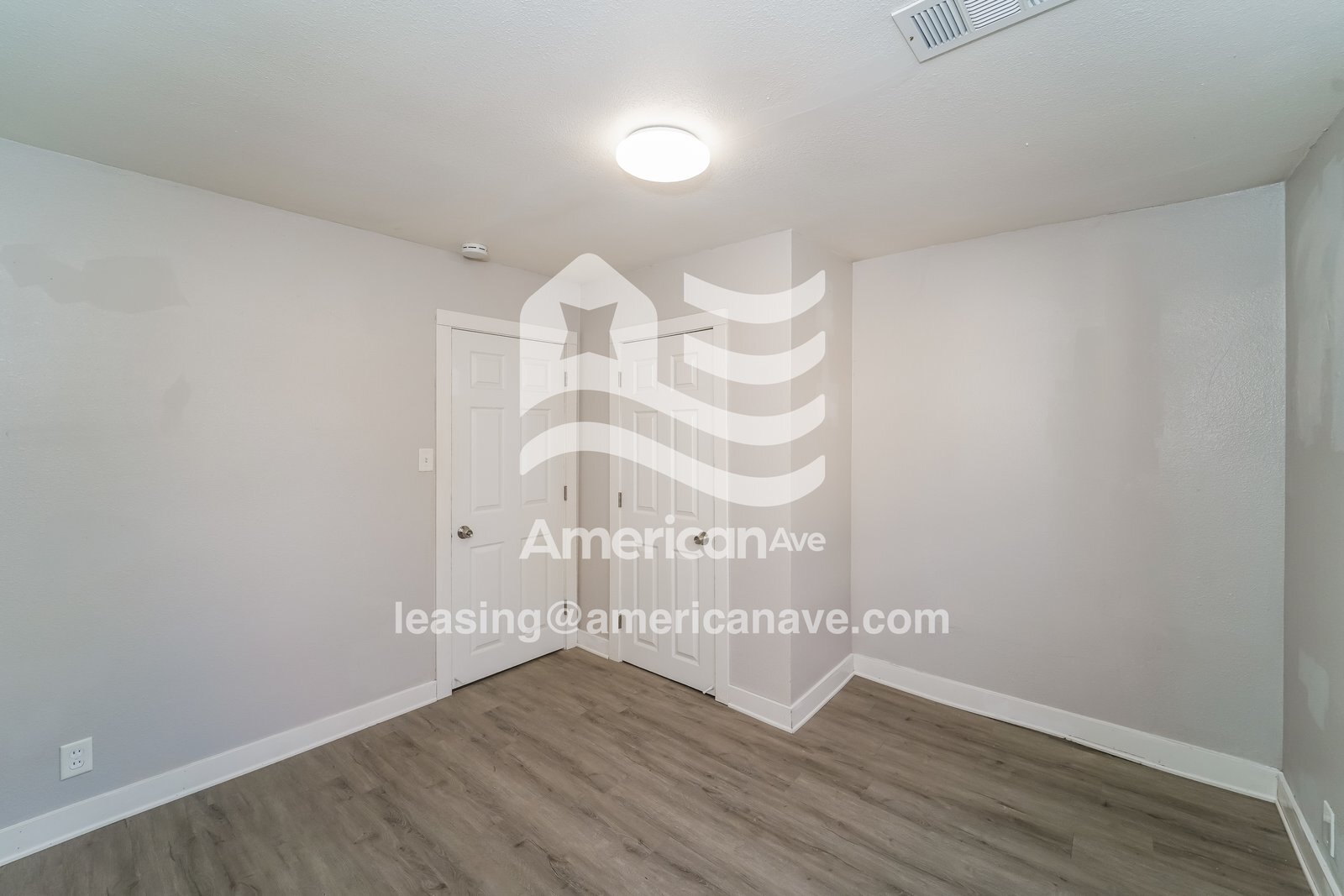 Building Photo - 2046 Russet St