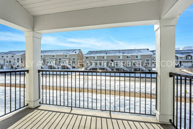 Building Photo - 14484 S Ronan Ln