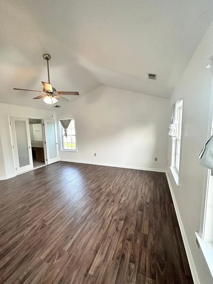 Building Photo - 1104 Red Harvest Rd