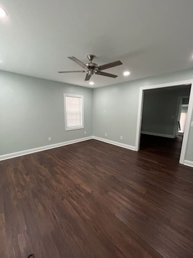 Building Photo - Beautifully Totally Remodeled 3Br 2Ba in G...