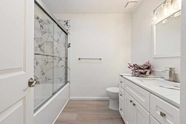 Building Photo - Spacious Renovated 3-Bedroom Home in a Highly Desirable Community