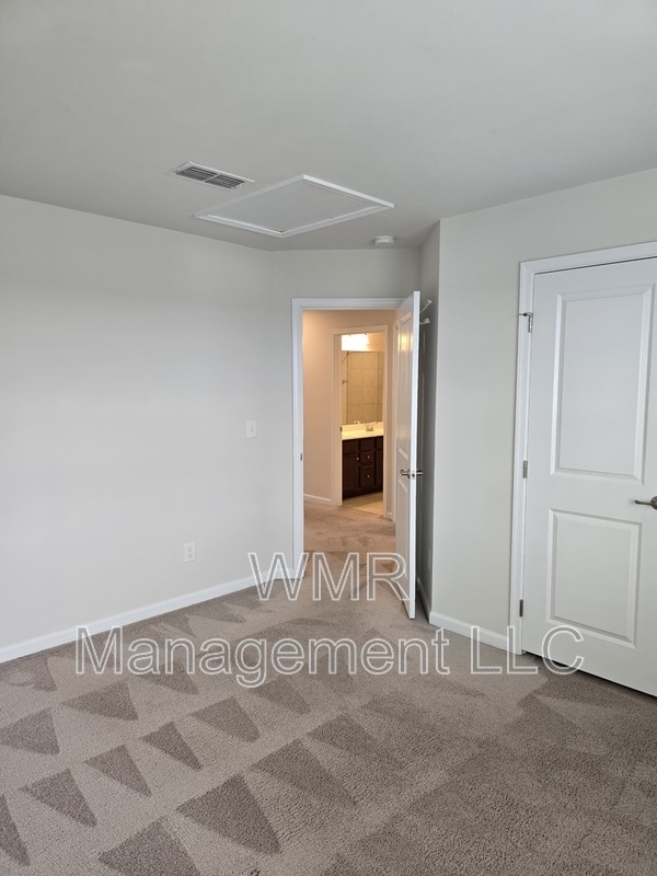 Building Photo - 7270 Waterwheel St SW