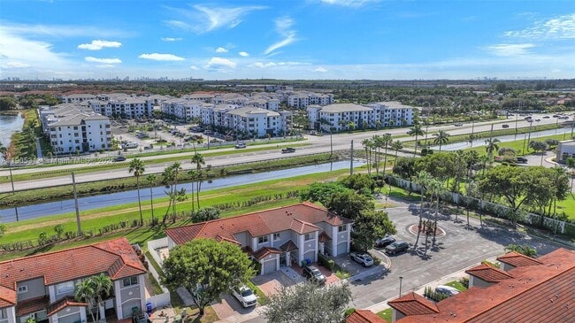 Building Photo - 2867 SW 125th Ave