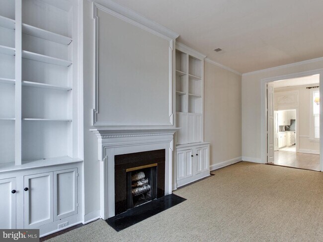 Building Photo - 1217 29th St NW