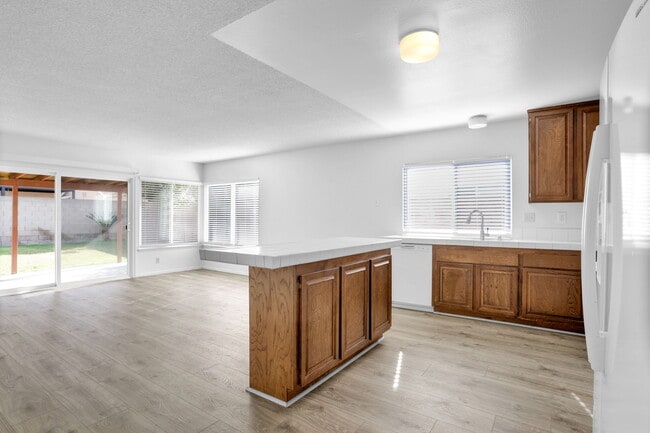 Building Photo - 11640 Cozumel St