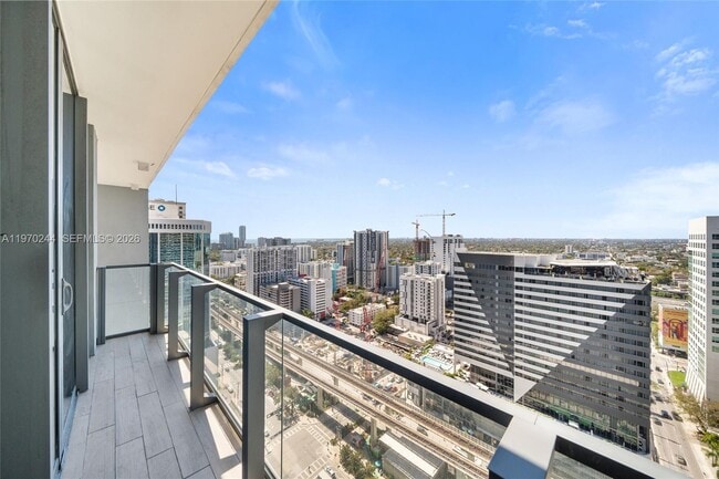 Building Photo - 88 SW 7th St