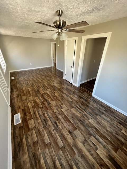 Building Photo - 1701 Catherine Dr