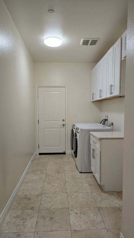 Building Photo - 5013 Clematis Ct