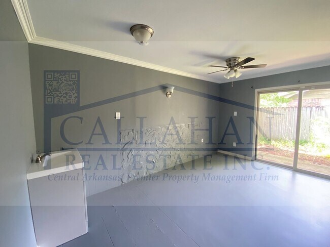 Building Photo - Jacksonville Foxwood Home