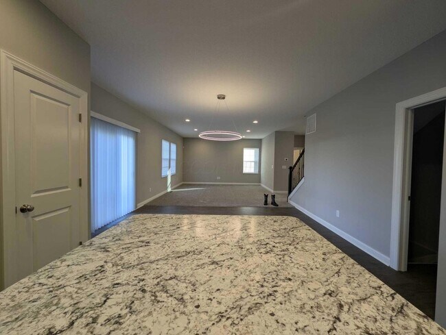 Building Photo - 1524 Raley Way