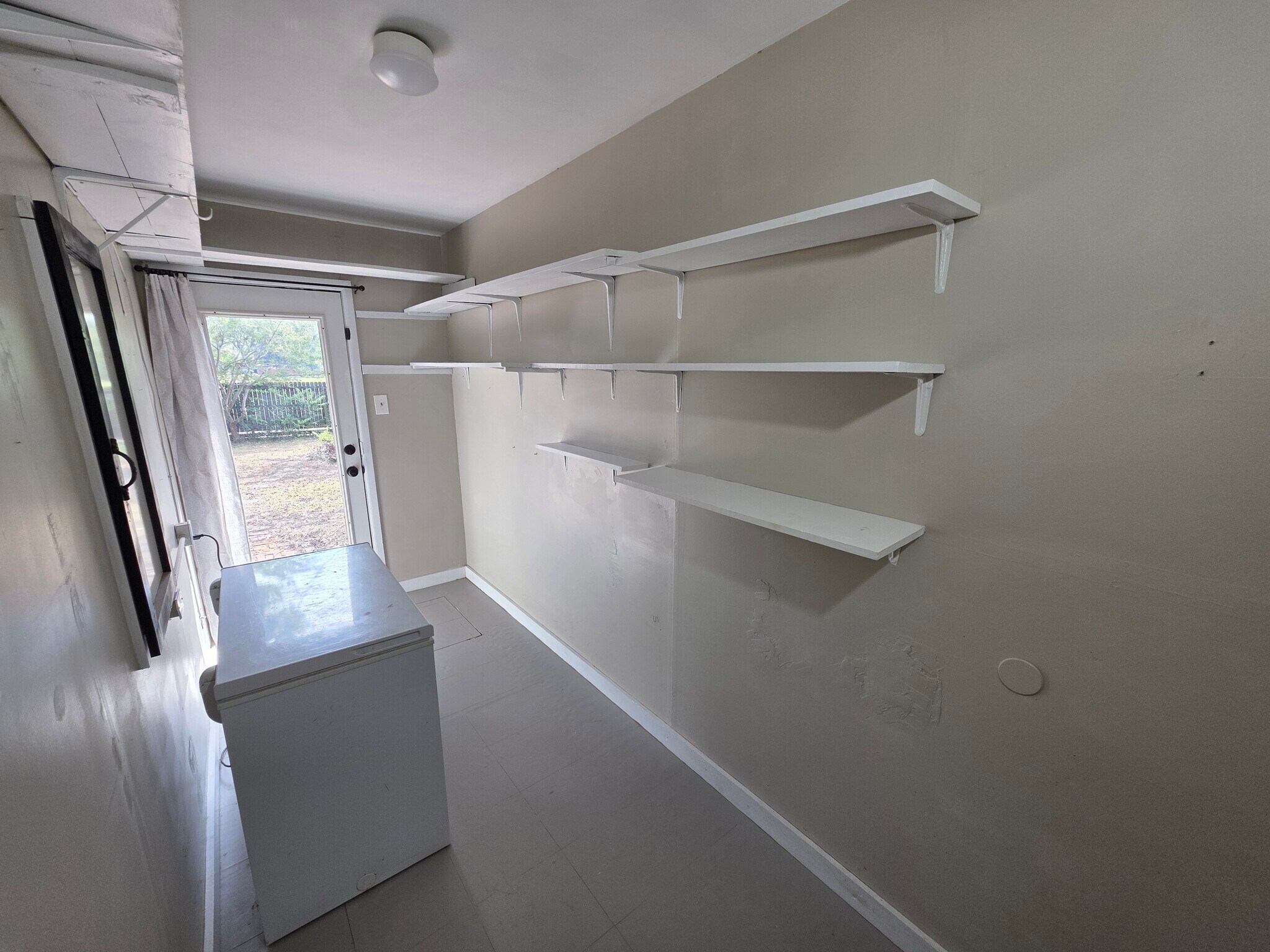 Building Photo - 1803 Jefferson St