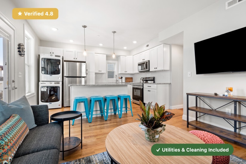 Building Photo - Furnished Bedroom with Private Bath in East Boston